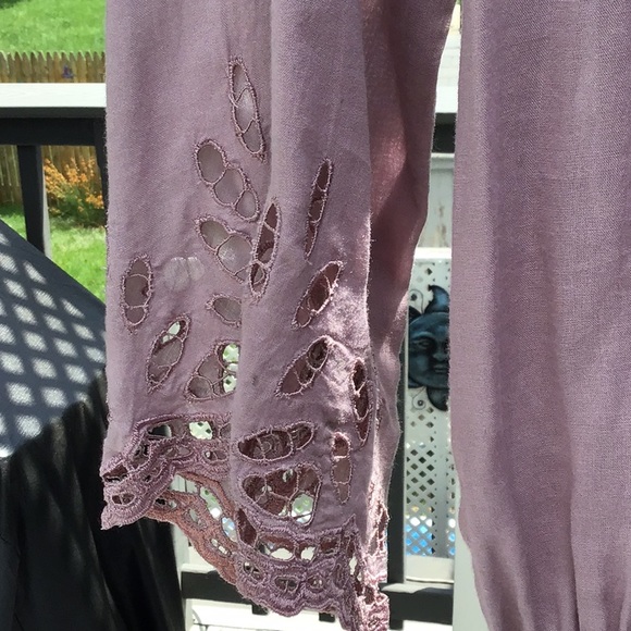 LAKTA Mauve Eyelet Detailed Top Size M/L. 100% Rayon Elastic at top and bottom. - Picture 3 of 6
